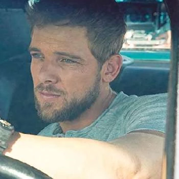 Max Thieriot Biography