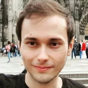 MaxINFINITE Biography