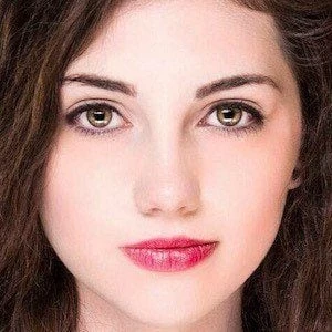 Kelsie May - Adderess, Bio, Birthdate, Family, Wiki & More