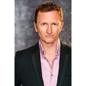 Maz Nieviarovski - Networth, Biography, Birthdate, Family & More