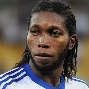 Dieumerci Mbokani Biography