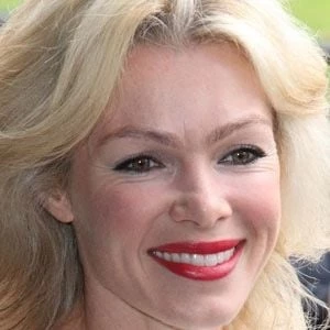 Nell McAndrew Biography