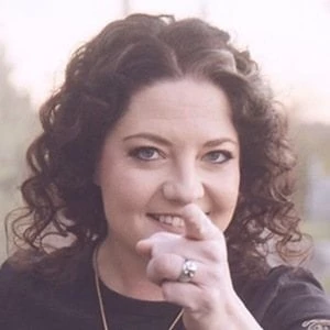 Ashley McBryde Biography