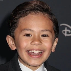 Deric McCabe - Biography, Birthday, Wiki, Family, Networth & More