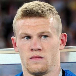 James McClean - Age, Bio, Birthdate, Family, Networth & More