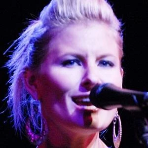 Samantha McClymont Biography
