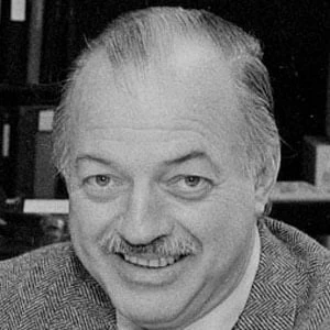 Robert R. McCormick - Birthplace, Bio, Wiki, Birthday, Family, Networth & More