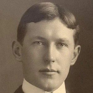 John McCrae - Birthplace, Bio, Wiki, Birthday, Family, Networth & More