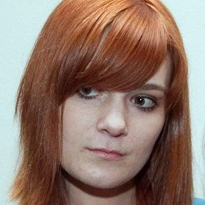 Molly McIsaac - Family, Bio, Birthday, Family, Income & More