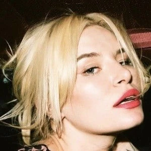 Grace Mckagan Biography