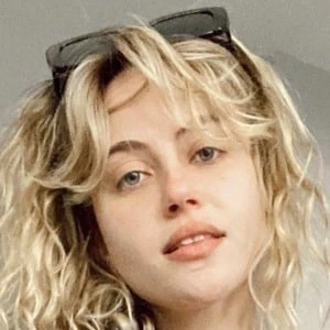 Charlotte McKee - Biography, Birthdate, Family, Networth & More