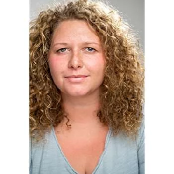 McKenzie Barwick - Age, Bio, Birthdate, Family, Networth & More