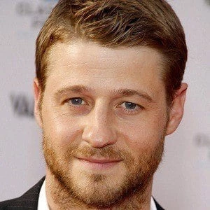 Benjamin McKenzie - Wiki, Bio, Birthdate, Networth, Family & More