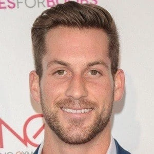 Chase McNary Biography