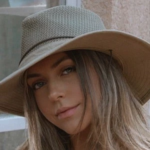 Lara McWhorter Biography