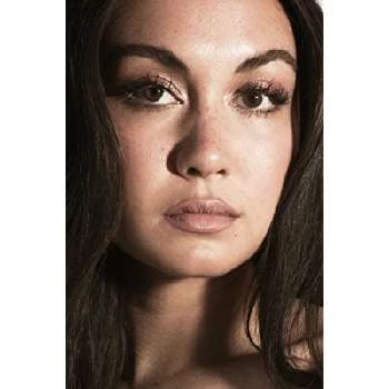 Meg DeLacy - Adderess, Bio, Birthdate, Family, Wiki & More