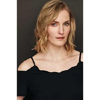 Meghan Perry - Age, Bio, Birthdate, Family, Networth & More