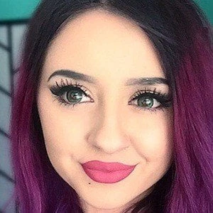 Angelmelly - Networth, Bio, Wiki, Family, Birthday, Networth & More