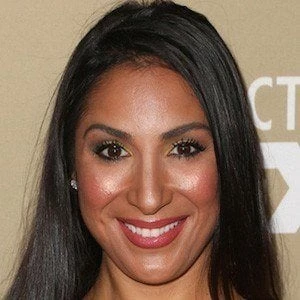 Liana Mendoza Biography