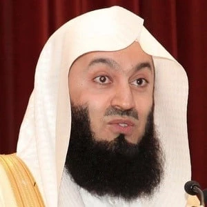 Ismail ibn Musa Menk Biography
