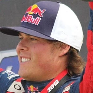 Bryce Menzies - Age, Height, Birthdate, Family, Wiki & More