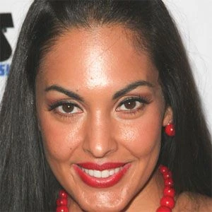 Nina Mercedez Biography