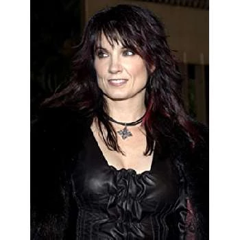 Meredith Brooks Biography