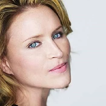 Meredith Crawford Collins - Bio, Networth, Family, Age, Birthdate & More