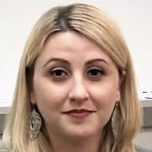 Shannon Messenger - Birthday, Bio, Wiki, Family, Networth & More