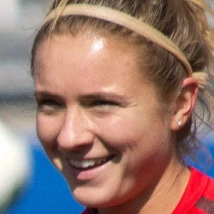 Kristie Mewis - Bio, Networth, Family, Age, Birthdate & More