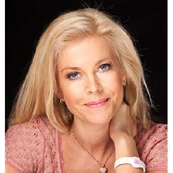 Mi Ridell - Networth, Biography, Birthdate, Family & More