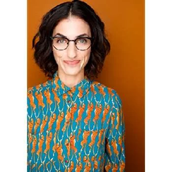 Mia Pinchoff - Age, Bio, Birthdate, Family, Networth & More