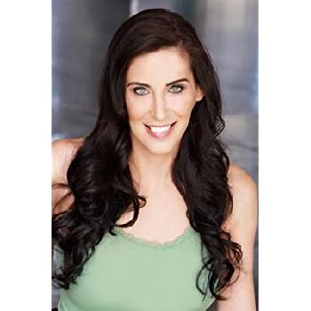 Mia Schaikewitz - Age, Bio, Birthdate, Family, Networth & More