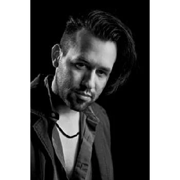 Michael Flores - Age, Bio, Birthdate, Family, Networth & More