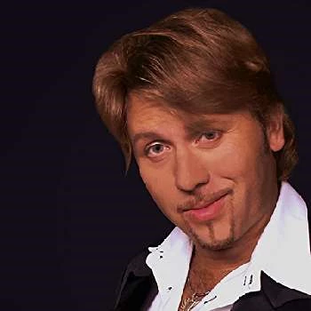 Michal Milowicz - Networth, Bio,Birthdate, Family, Wiki & More