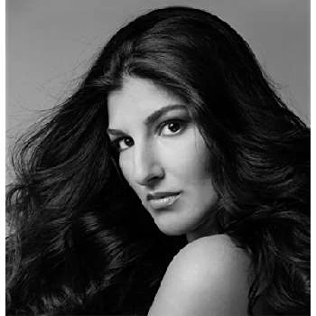 Michelle Mama - Age, Bio, Birthdate, Family, Networth & More