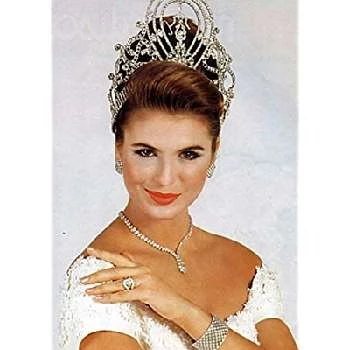 Michelle McLean - Birthplace, Bio, Wiki, Birthday, Family, Networth & More