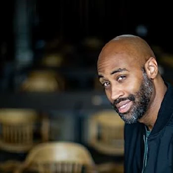 Mike Brown Biography