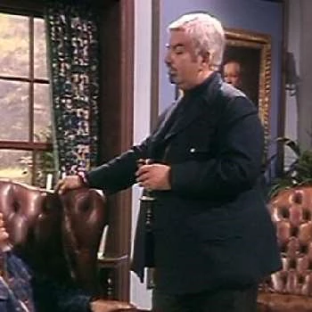 Mike Holoway - Biography, Birthday, Wiki, Family, Networth & More