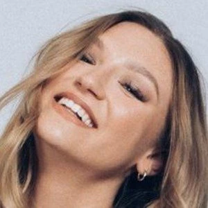 Autumn Miller Biography