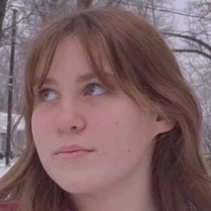 Keira Miller - Age, Height, Birthdate, Bio, Family, Networth & More