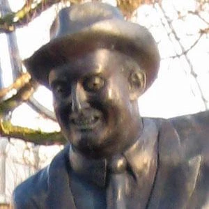 Max Miller Biography