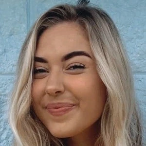 Sophie Jayne Miller Biography