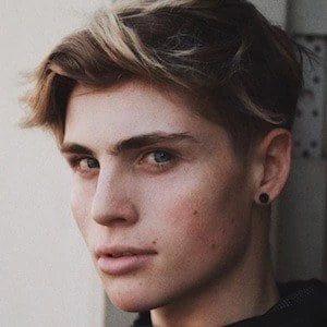 Zacc Milne Biography