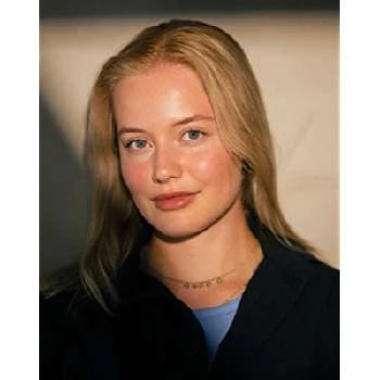 Mina Dale - Date Of Birth, Bio, Birthdate, Parents, Networth & More