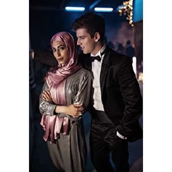 Mina El Hammani - Biography, Birthday, Wiki, Family, Networth & More