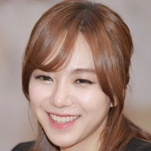 Kwon Mina - Age, Height, Birthdate, Family, Wiki & More