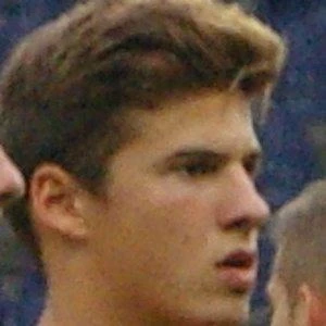 Santi Mina - Wiki, Family, Bio, Birthdate, Networth & More