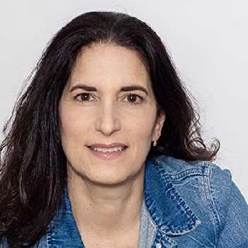 Mindy Fox - Age, Bio, Birthdate, Family, Networth & More