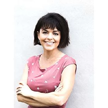 Mindy Raymond - Wiki, Bio, Birthdate, Networth, Family & More